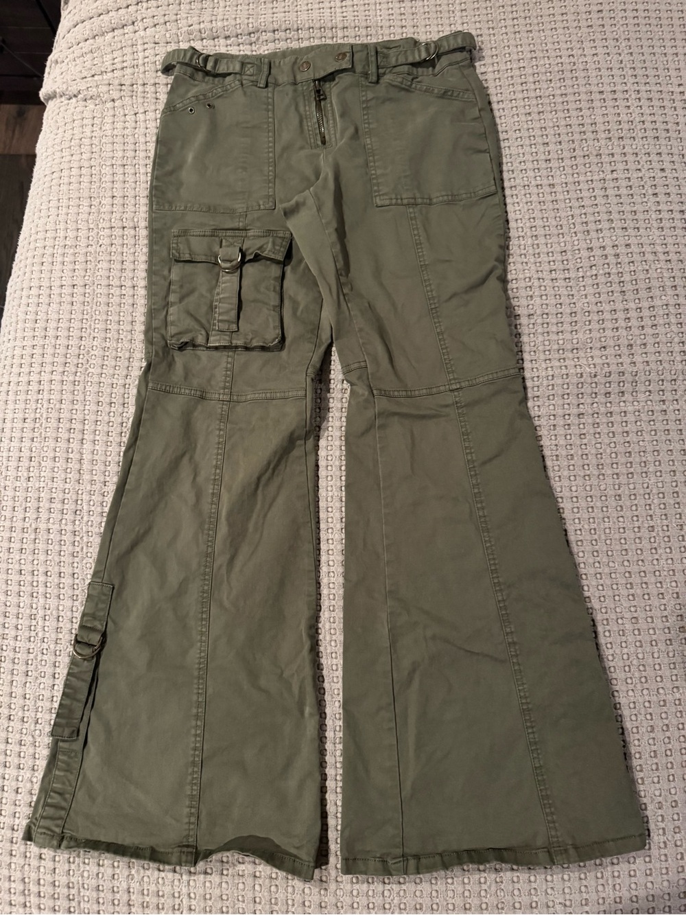 BDG Olive Utility Cargo Pants size 4